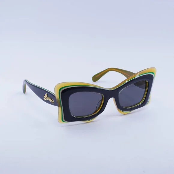 Loewe LW40140U 20A Sunglasses Black/Orange Cat Eye Frame  display picture 3